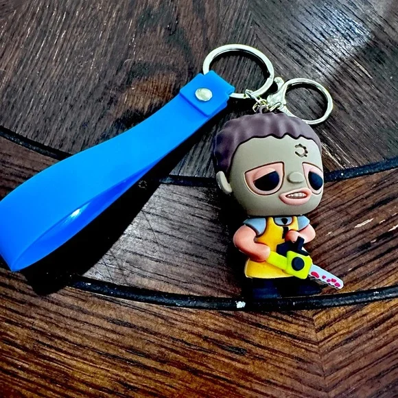 New Horror Movie Icons leatherface Keychains Bagcharms - Picture 1 of 2